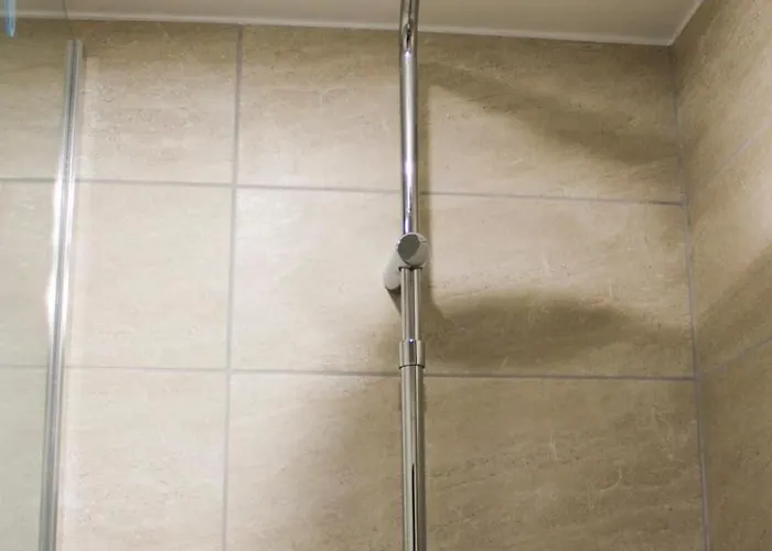 2 Steps From The Musee Grevin * باريس